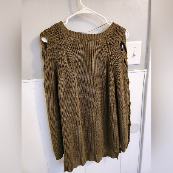 Lucky 🍀 Brand Knit sweater medium olive green arm detail - Picture 5 of 9